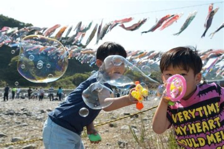 How do Japanese celebrate Children's day?