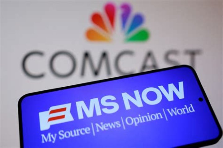 What streaming service has MSNBC and cnn?